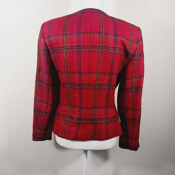 Linda Allard Ellen Tracy 8P Red Plaid Tweed Jacket Gold Buttons w/ Chain Classic - Picture 4 of 16